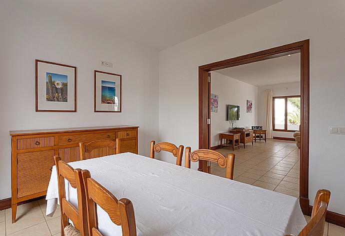 Dining area . - Villa Dorada . (Fotogalerie) }}