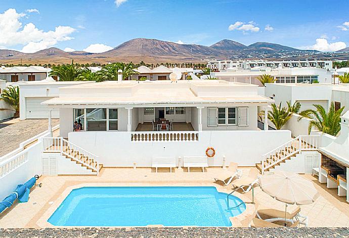 ,Aerial view of Villa Mar Azul . - Villa Mar Azul . (Галерея фотографий) }}