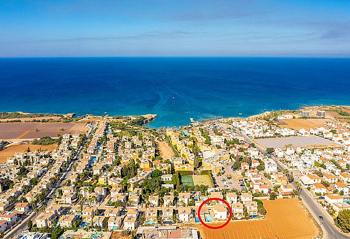 Aerial view showing location of Villa Miranda . - Villa Miranda . (Photo Gallery) }}