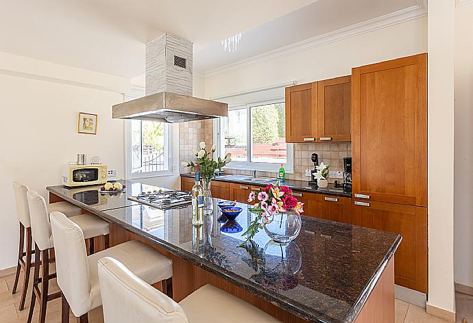 Equipped kitchen . - Villa Miranda . (Fotogalerie) }}