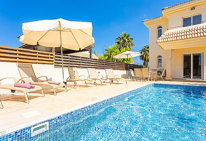 Beautiful villa with private pool and terrace . - Villa Nikol . (Galería de imágenes) }}