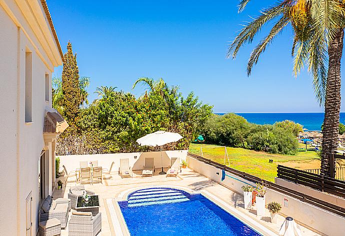 Beautiful villa with private pool, and terrace with sea views . - Villa Andree . (Galería de imágenes) }}