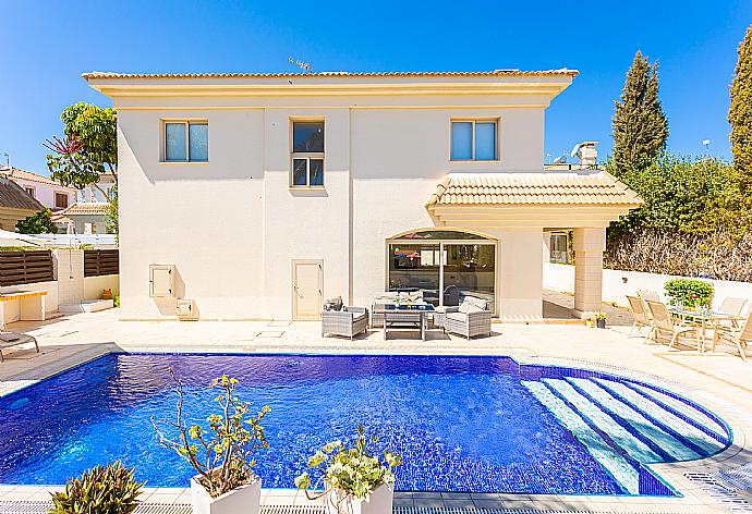Beautiful villa with private pool, and terrace with sea views . - Villa Meli . (Photo Gallery) }}