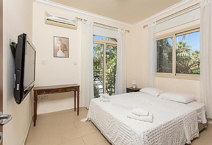  . - Villa Meli . (Photo Gallery) }}