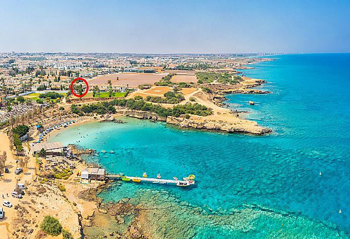 Aerial view showing location of Villa Elysia . - Villa  Elysia . (Photo Gallery) }}