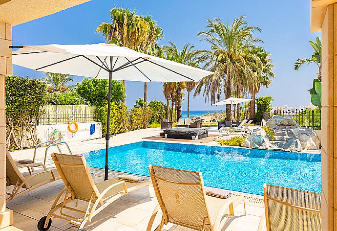 Private pool, jacuzzi, terrace, and garden with sea views . - Villa  Elysia . (Photo Gallery) }}