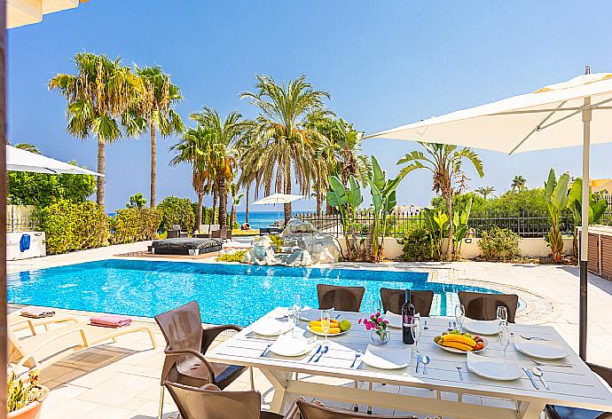 Private pool, jacuzzi, terrace, and garden with sea views . - Villa  Elysia . (Photo Gallery) }}