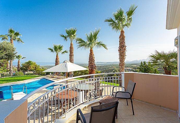 Terrace area . - Villa Astro . (Fotogalerie) }}