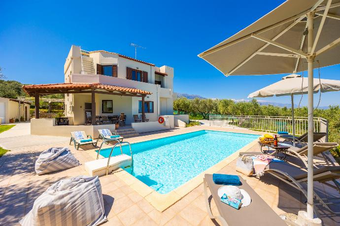 Villa Armi