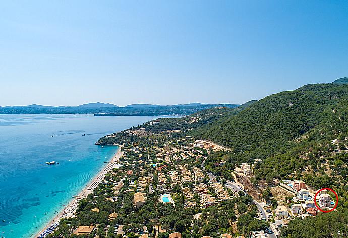 Aerial view of Barbati showing location of Villa Situla . - Villa Situla . (Галерея фотографий) }}