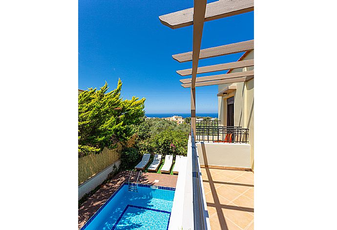 Balcony with sea views . - Villa Simela . (Photo Gallery) }}