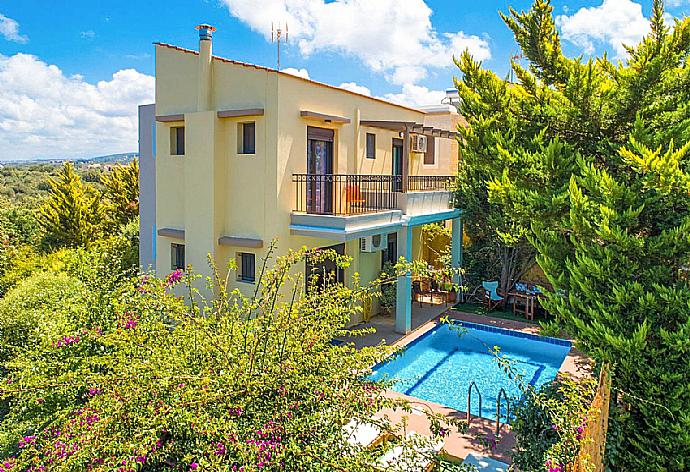 Aerial view of the Villa  . - Villa Simela . (Galería de imágenes) }}