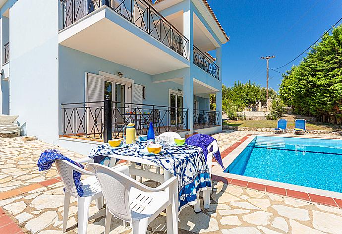 Beautiful villa with private pool and terrace . - Skala Villa Blue . (Galerie de photos) }}