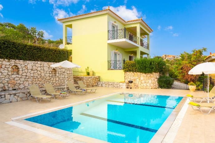 Beautiful villa with private pool and terrace with panoramic sea views . - Skala Villa Green . (Photo Gallery) }}