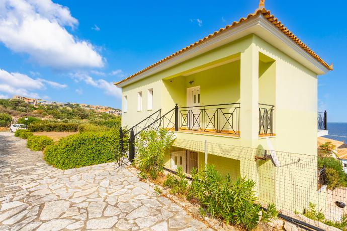 Beautiful villa with private pool and terrace with panoramic sea views . - Skala Villa Green . (Photo Gallery) }}