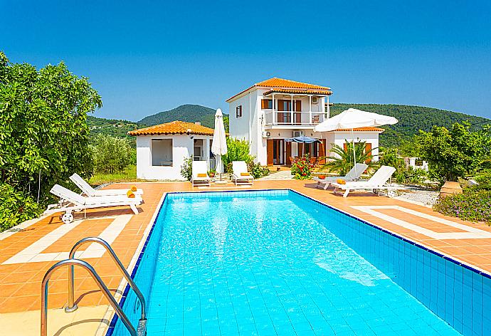 Beautiful villa with private pool and terrace . - Villa Glafki . (Galleria fotografica) }}