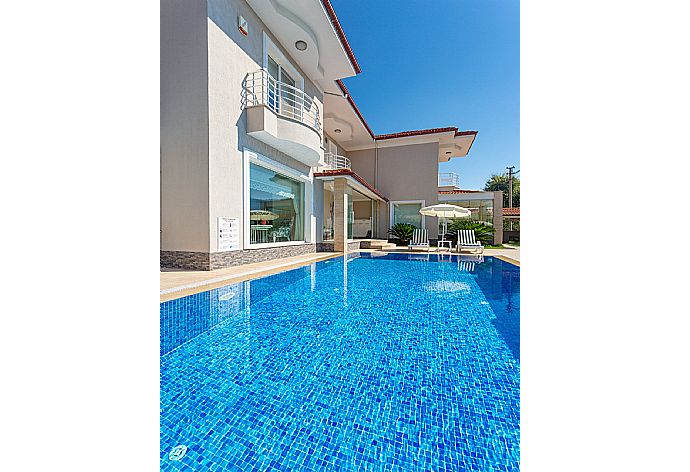 Beautiful villa with private pool and terrace . - Villa Nirvana . (Photo Gallery) }}