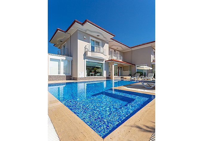 Beautiful villa with private pool and terrace . - Villa Nirvana . (Galería de imágenes) }}