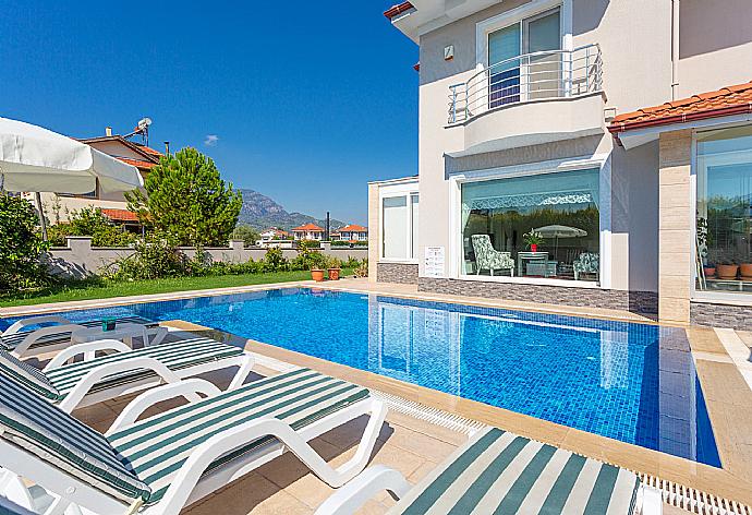 Beautiful villa with private pool and terrace area . - Villa Nirvana . (Photo Gallery) }}