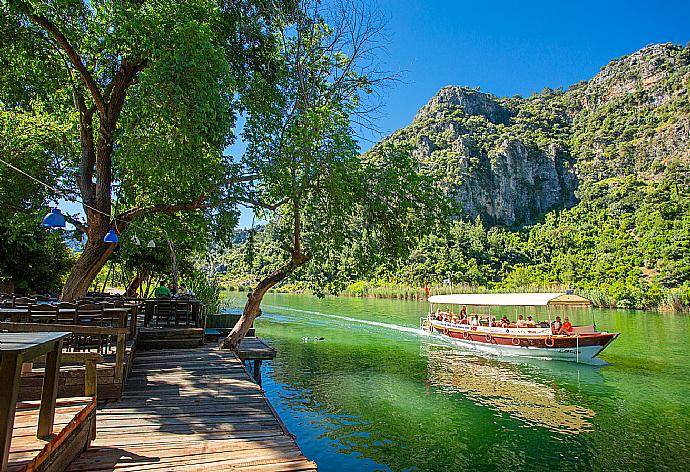 Dalyan river . - Villa Mina . (Galerie de photos) }}