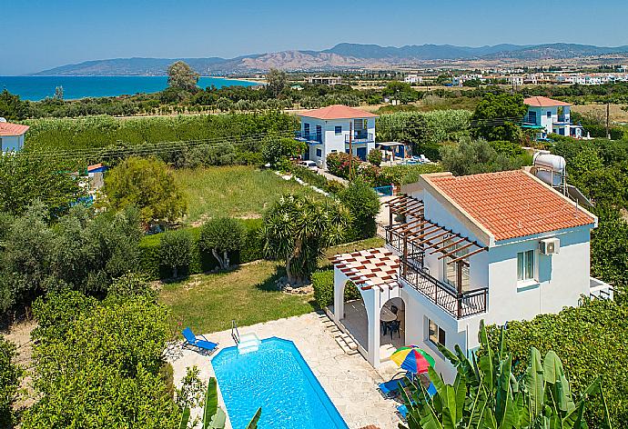 Aerial view of Sun Beach Villa Thio . - Sun Beach Villa Thio . (Galería de imágenes) }}