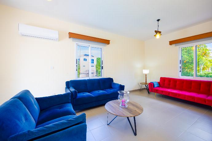 Sun Beach Villa Thio