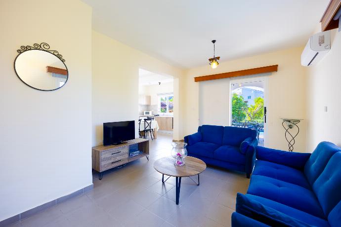 Sun Beach Villa Thio