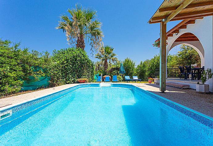 Private pool and terrace . - Villa Aristotelis . (Photo Gallery) }}