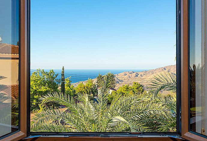 Sea views from bedroom window . - Villa Kinousa 2 . (Photo Gallery) }}