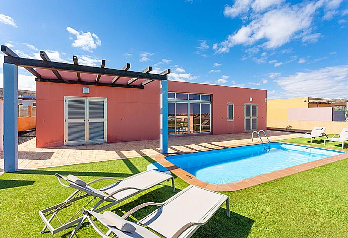 Beautiful villa with private pool and terrace . - Villa Tahiche . (Galería de imágenes) }}