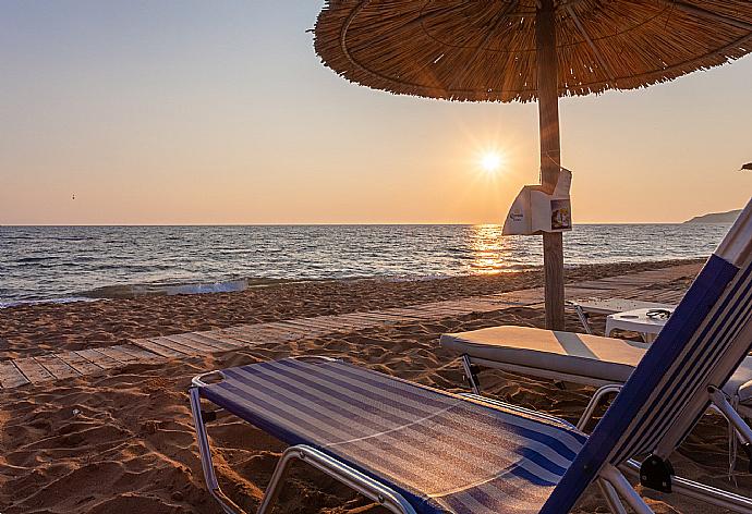 Beachfront taverna . - Villa Psaropouli . (Galería de imágenes) }}