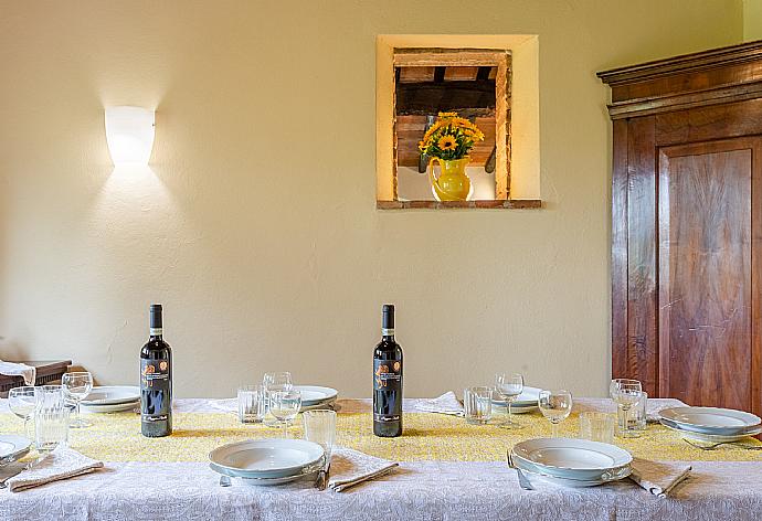 Dining room . - Villa Bramasole . (Galería de imágenes) }}