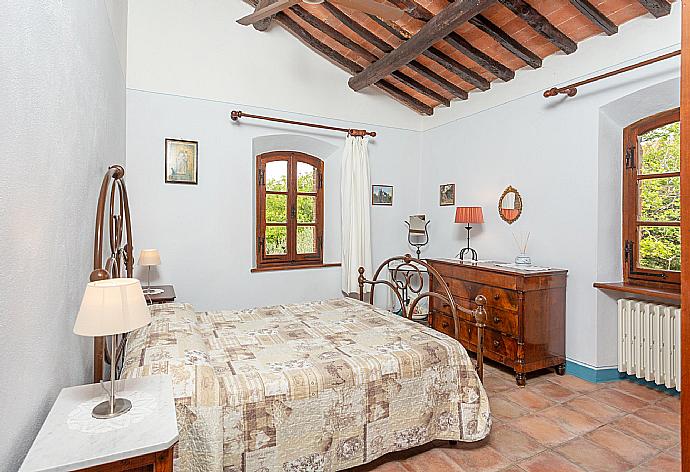 Double bedroom  . - Villa Bramasole . (Galería de imágenes) }}