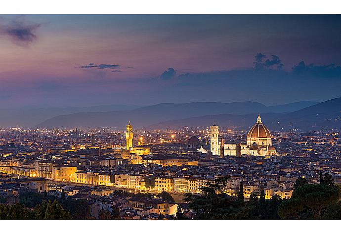 Florence . - Villa Bramasole . (Galleria fotografica) }}