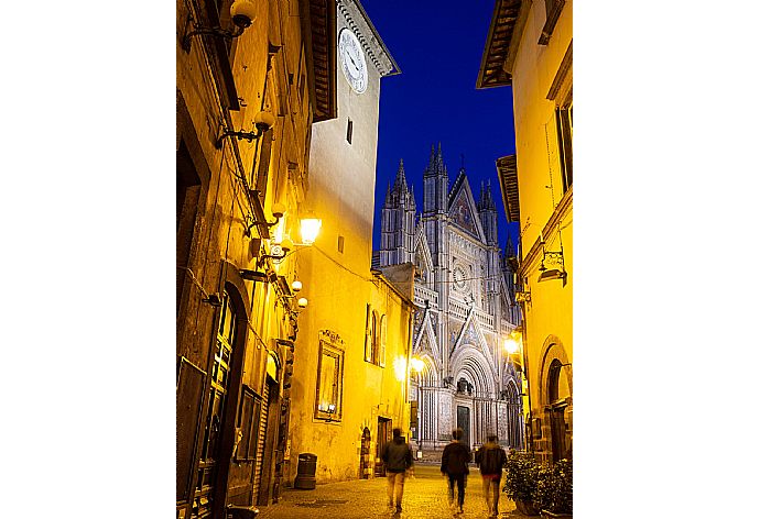 Orvieto . - Villa Bramasole . (Galería de imágenes) }}