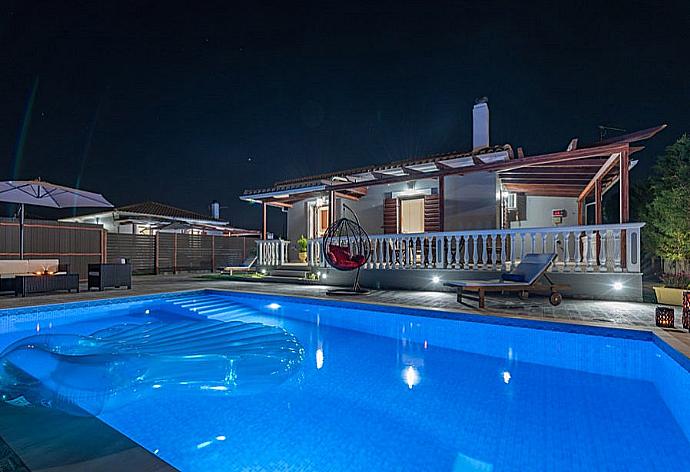 Beautiful villa with private pool and terrace . - Villa Rose . (Galerie de photos) }}