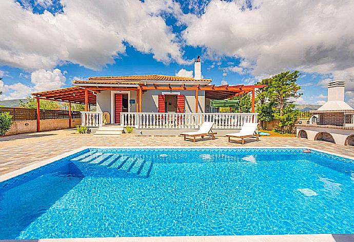 Beautiful villa with private pool and terrace . - Villa Bora . (Fotogalerie) }}