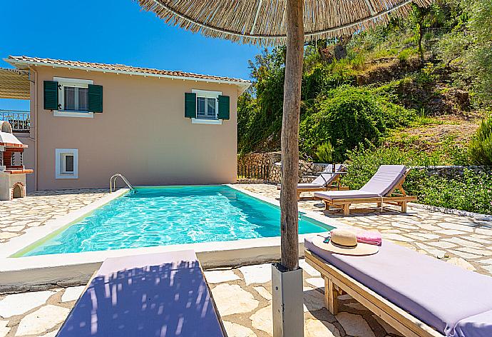 Beautiful villa with private pool and terrace with panoramic sea views . - Villa Votsalo . (Galleria fotografica) }}