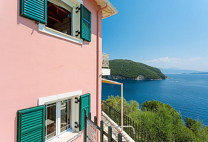 Beautiful villa with panoramic sea views . - Villa Thalassa . (Galerie de photos) }}