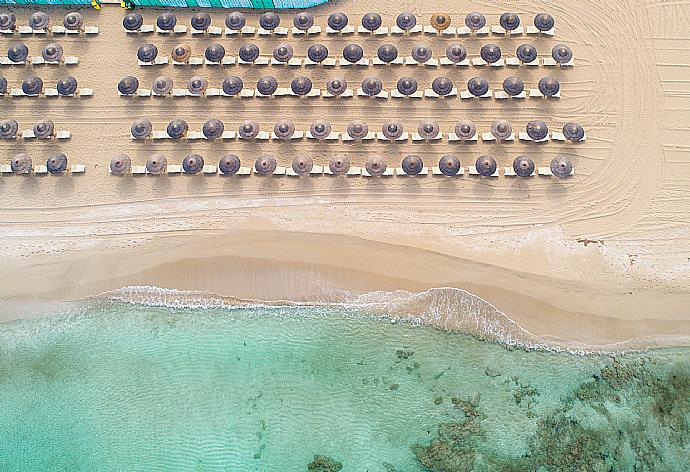 Local beach . - Villa Renzo . (Галерея фотографий) }}