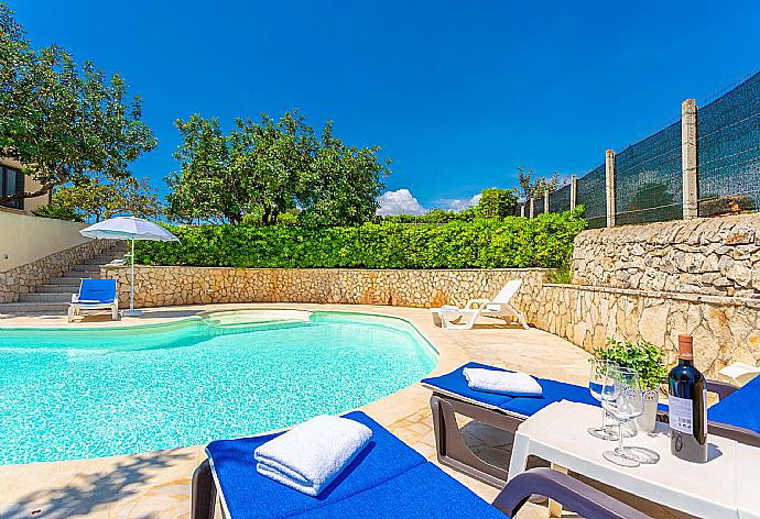 Private pool and terrace  . - Villa Annunziata . (Galería de imágenes) }}