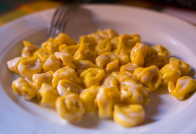 Local pasta . - Villa Annunziata . (Fotogalerie) }}