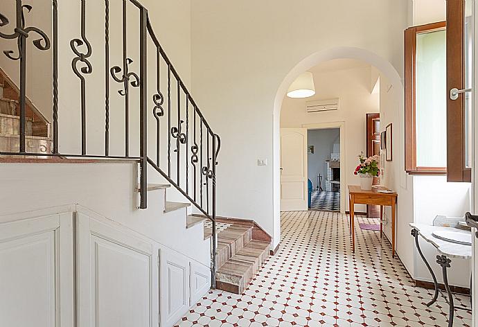 Entrance hallway of villa . - Villa Palazzola . (Photo Gallery) }}