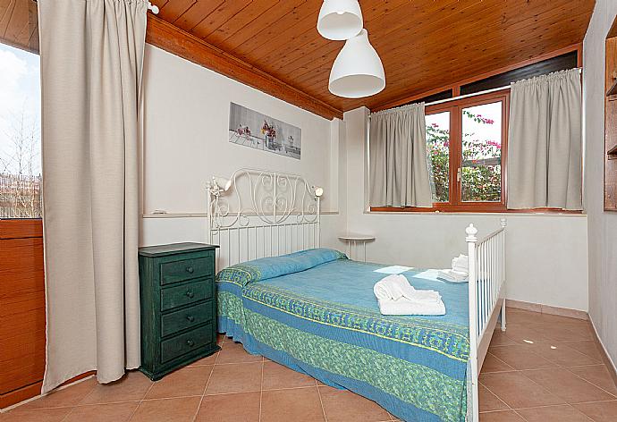 Double bedroom with en suite bathroom and A/C . - Villa Dune . (Galería de imágenes) }}