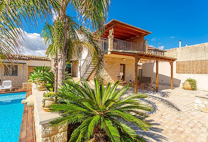 Beautiful villa with private pool and terrace . - Villa Aziz . (Fotogalerie) }}