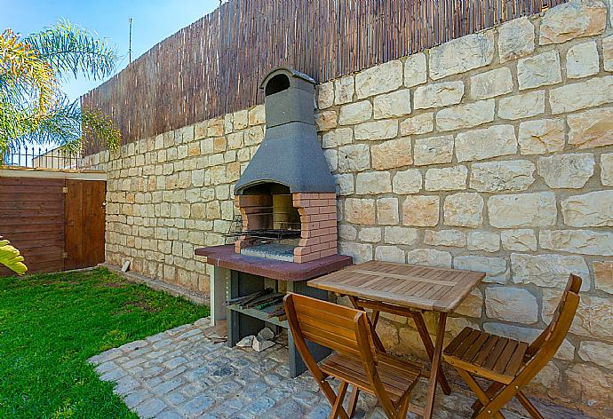 BBQ area . - Villa Aziz . (Fotogalerie) }}