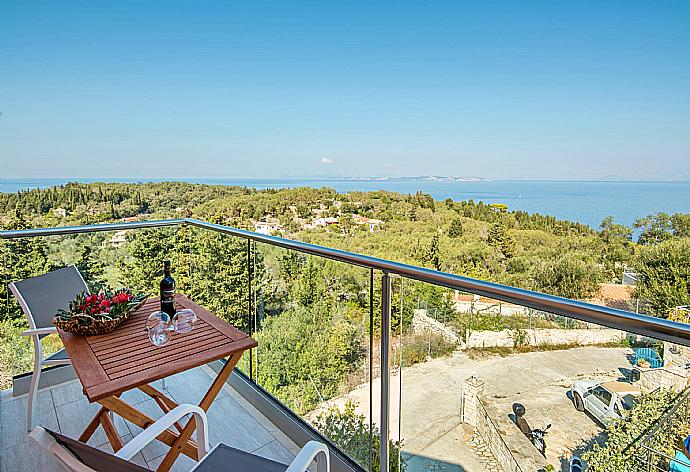 Terrace view . - Villa Stephania . (Fotogalerie) }}