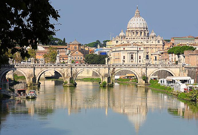 Vatican City . - Villa Casale Terra Farfa . (Photo Gallery) }}
