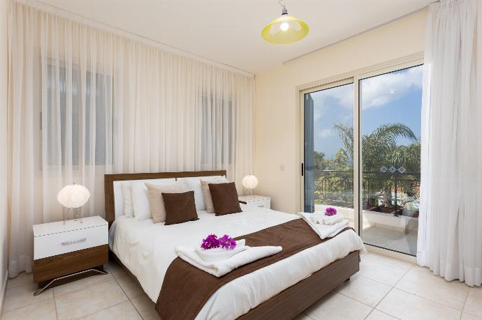 Double bedroom with en suite bathroom, A/C, and balcony access  . - Villa Galina . (Photo Gallery) }}