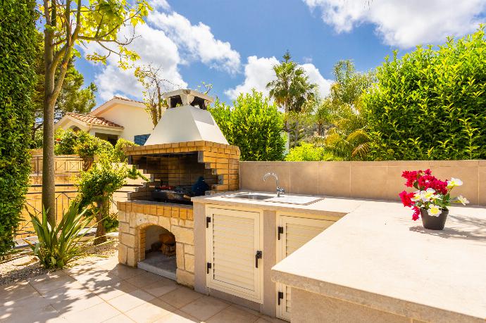 BBQ area . - Villa Galina . (Fotogalerie) }}